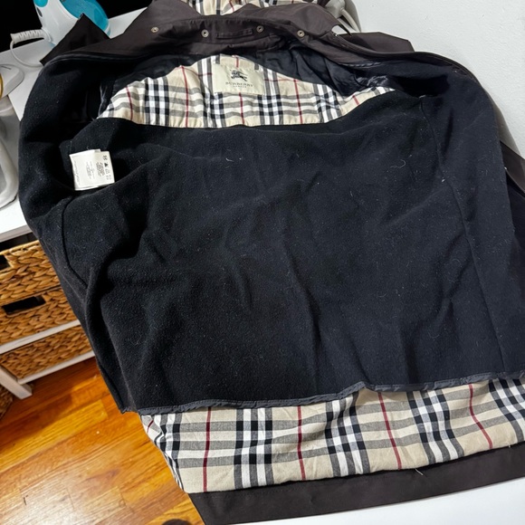 Burberry wool and camel hair blend plaid accents, chocolate Brown Trench Coat - Picture 8 of 11